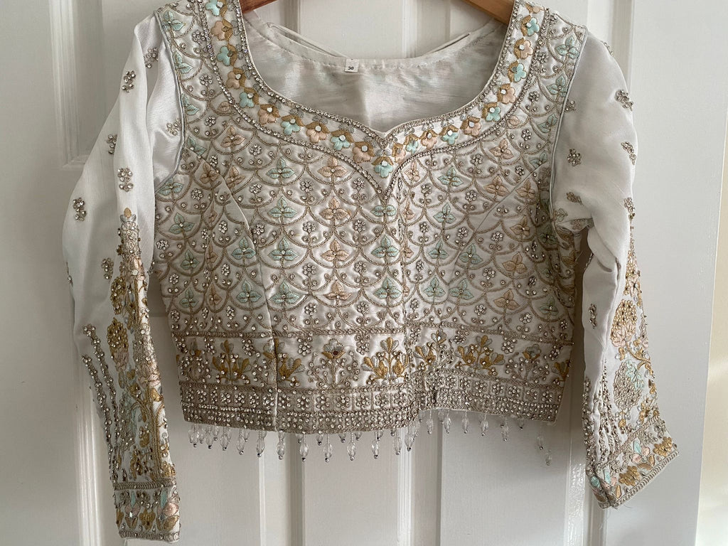 Gorgeous White Lengha
