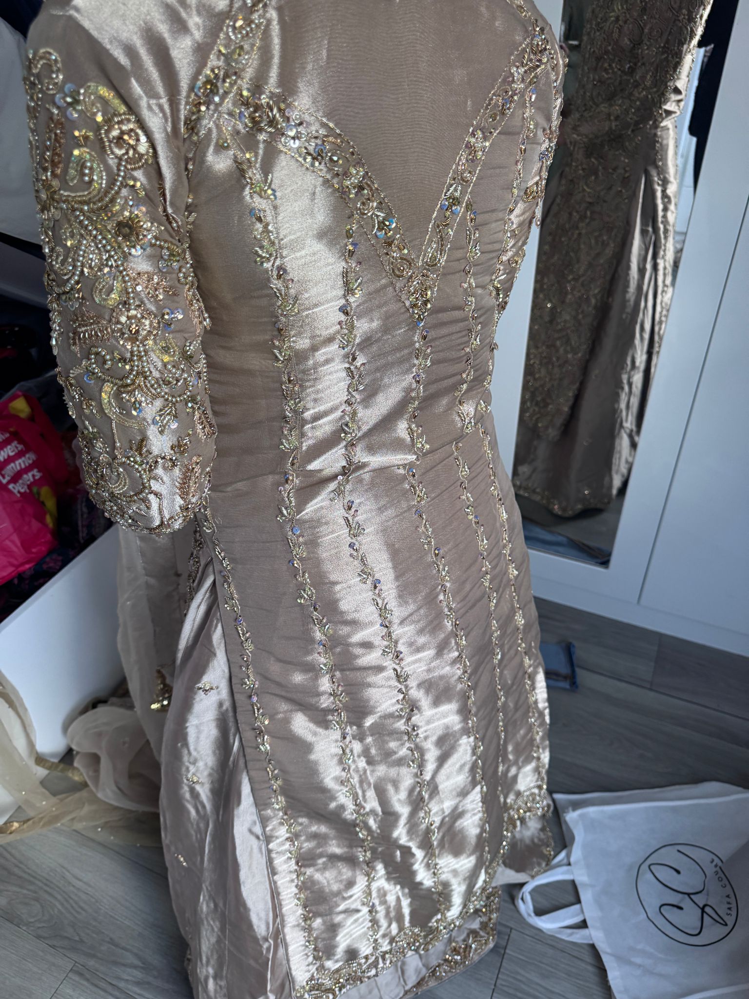 Gold lengha with zardozi