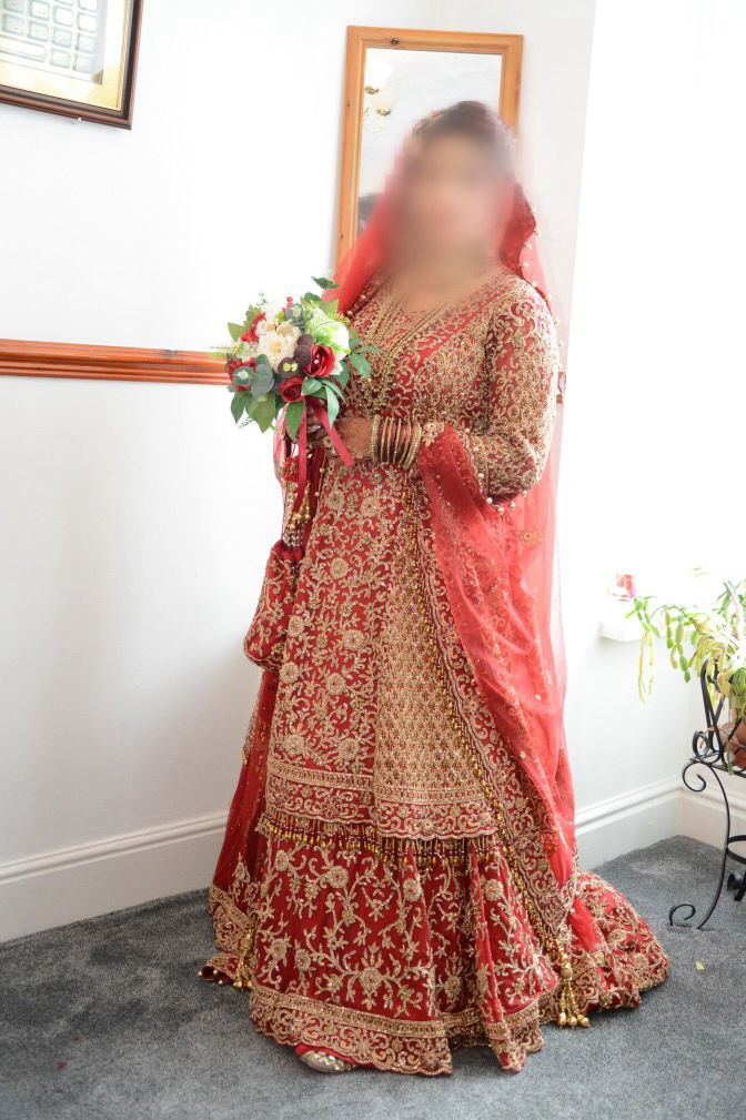Bridal Lehenga – Deep Red & Gold Embellished Ensemble