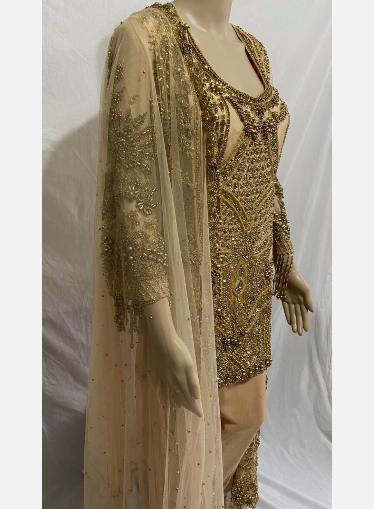 Party wear Asian wedding outfit