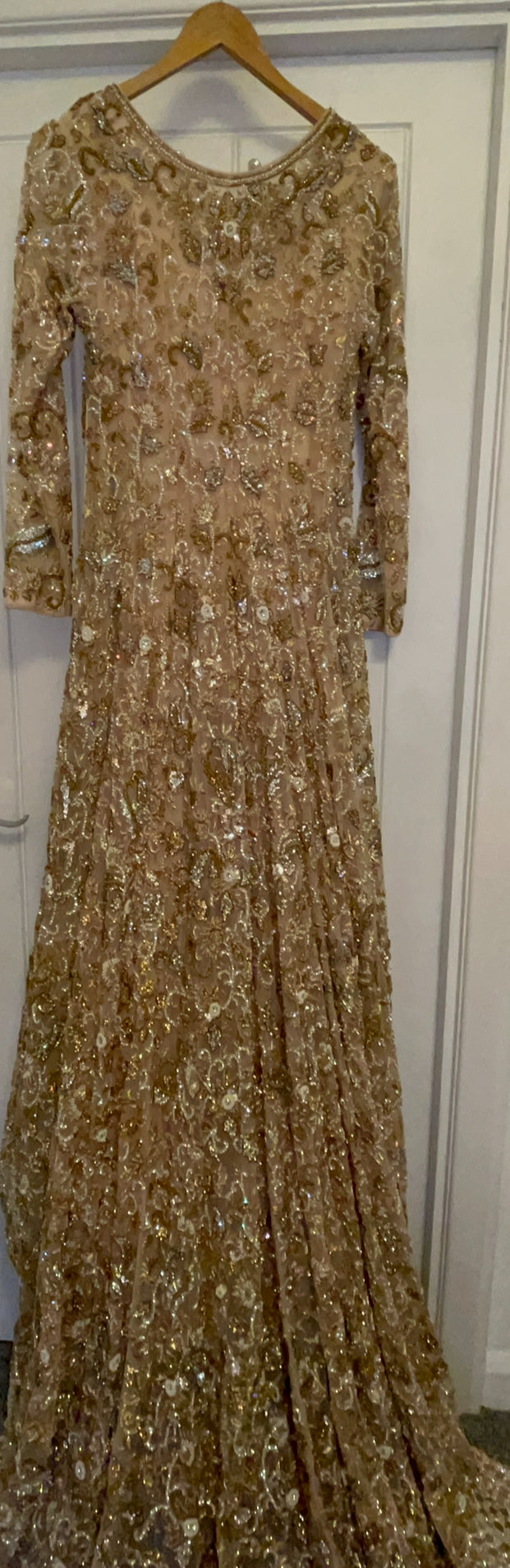 Sequize Wedding dress