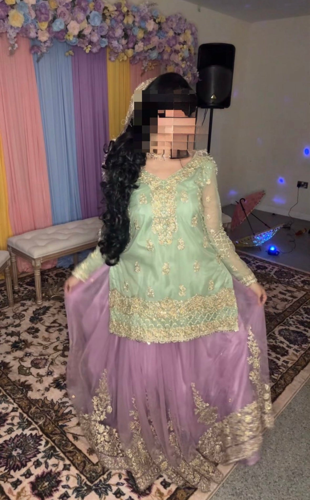 Designed By Lashkara Mendhi lengha