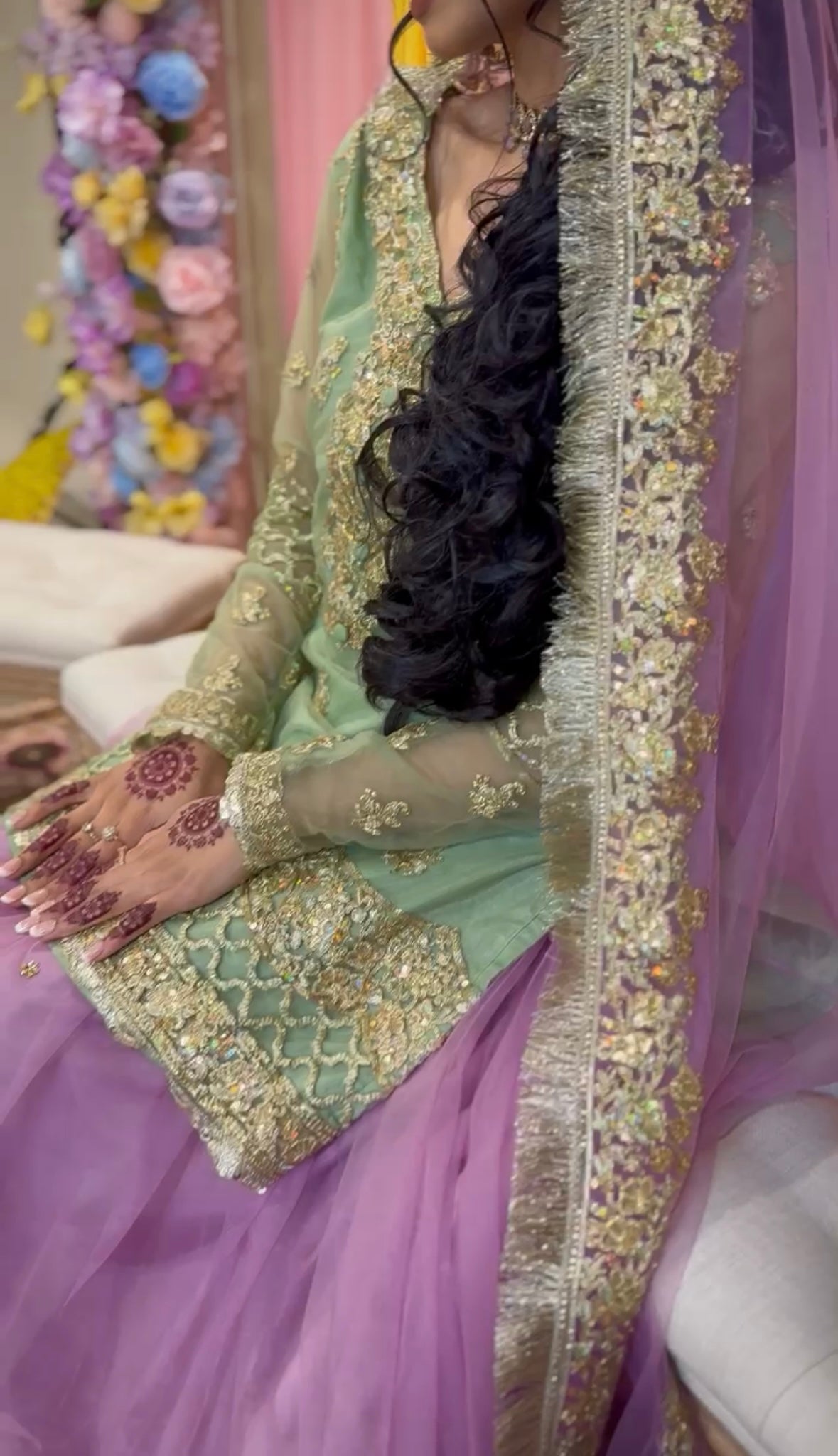 Designed By Lashkara Mendhi lengha