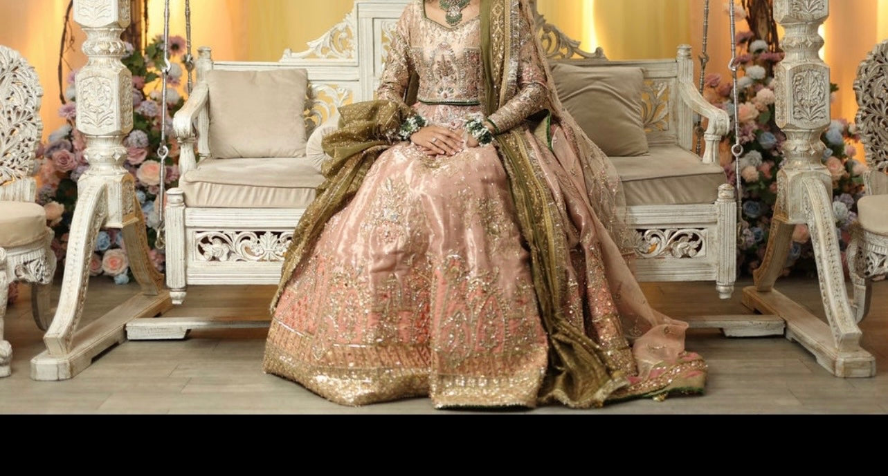 Mohsin Naveed Mehndi Outfit