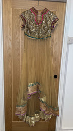 bridal mehndi outfit