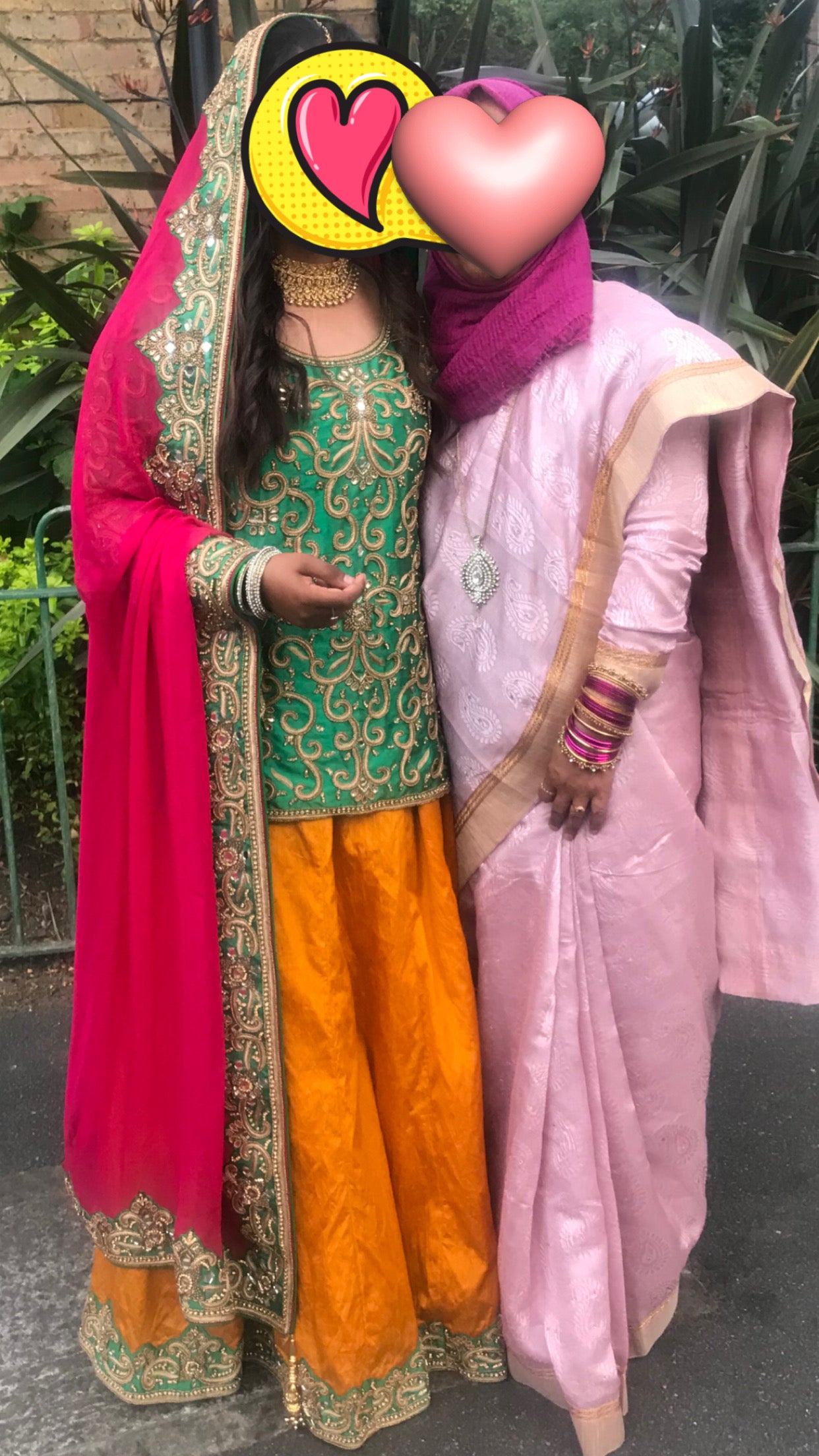 Mendhi lengha