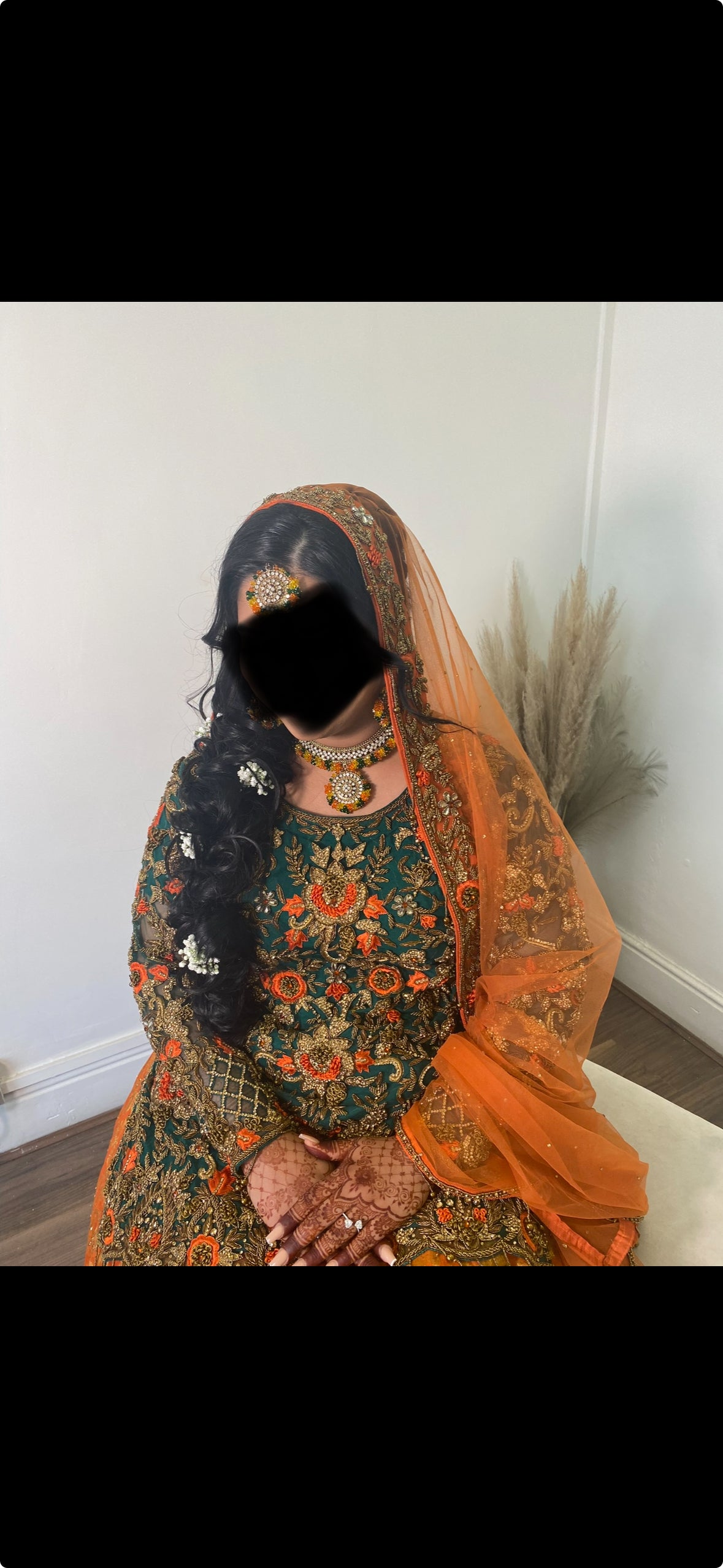 Mendhi Lengha