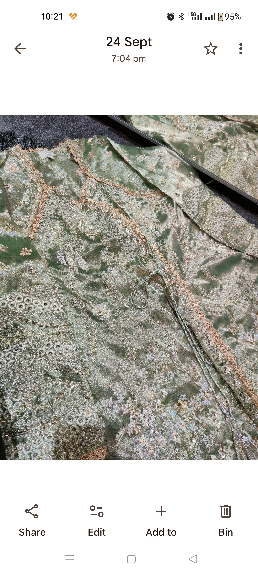 Soraya designer outfit ASTRID DEISGN