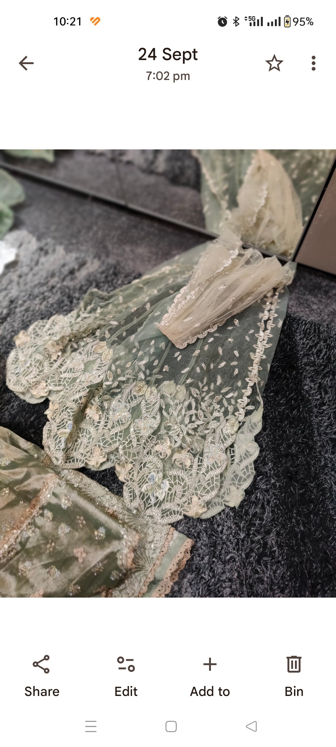 Soraya designer outfit ASTRID DEISGN