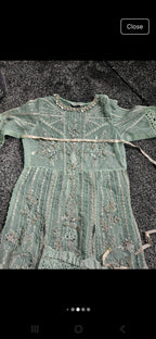 Womens pakistani wedding outfit